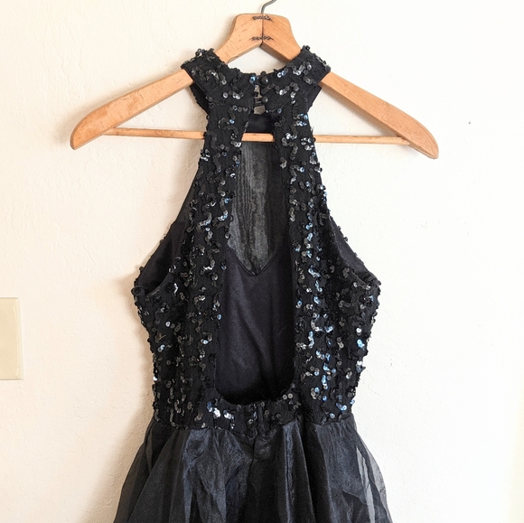 Sold! NWT Vintage Y2K Faviana Sequin High Neck Backless Dress - Picture 7 of 10